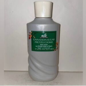 Bath & Body Works Milk Bar Cinnamon Sugar Pretzel Cookie Body Wash